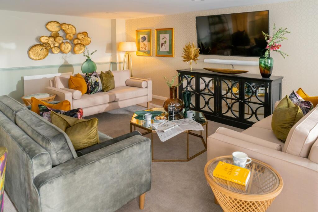 Main image of property: Wetherby Road,
Harrogate,
North Yorkshire,
HG2 7BU